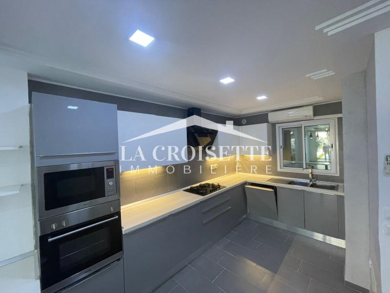 Appartement S+2 avec jardin et piscine à Gammarth